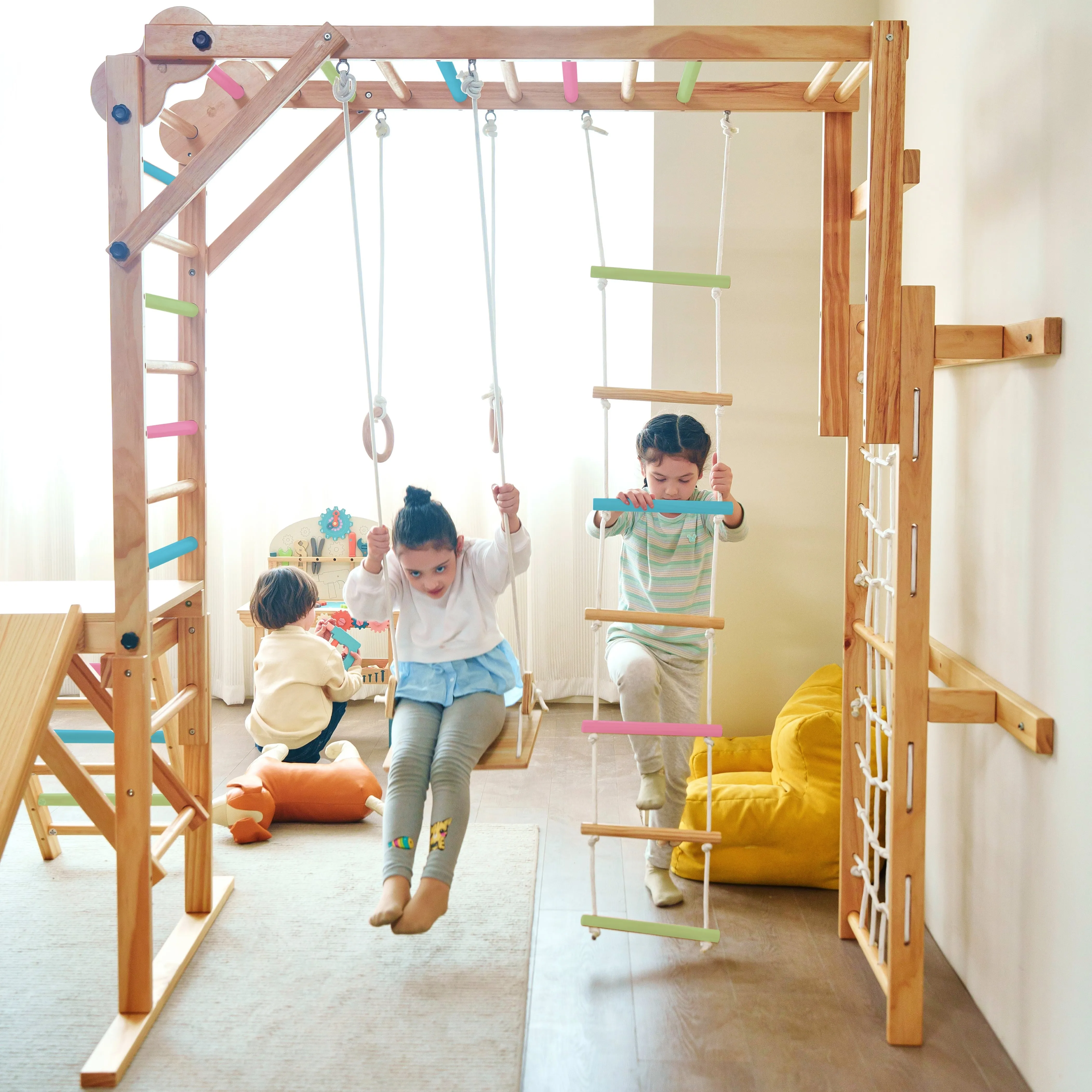 Avenlur Grove- Indoor Jungle Gym