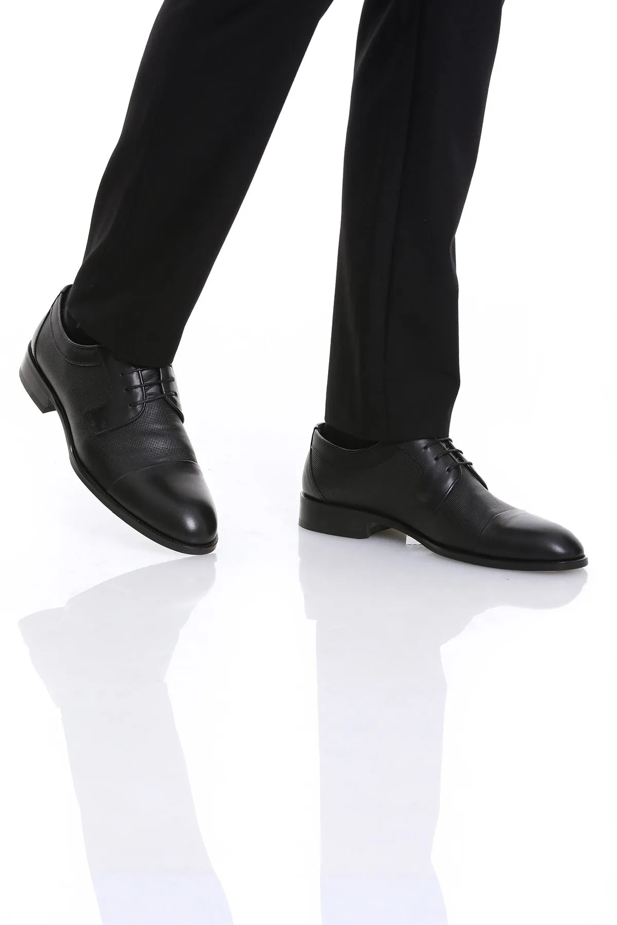 Classic Genuine Leather Black Aniline Cap Toe Lace-Up Shoes