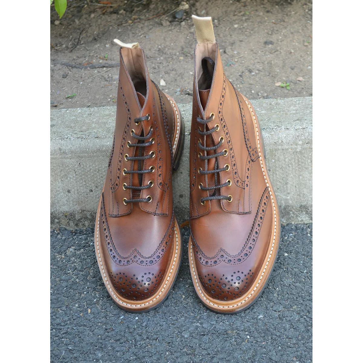 Trickers Stow - Chestnut